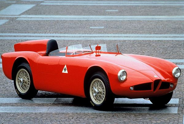 Dans les allées de l'édition 2019 du salon Rétromobile
