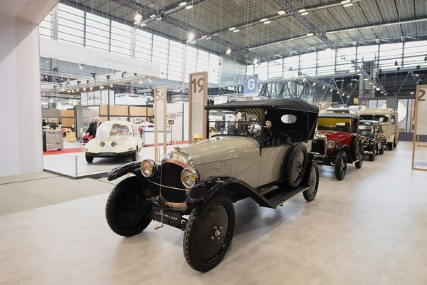 Dans les allées de l'édition 2019 du salon Rétromobile