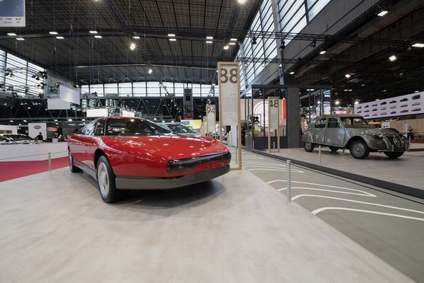 Dans les allées de l'édition 2019 du salon Rétromobile
