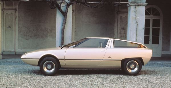 Dans les allées de l'édition 2019 du salon Rétromobile
