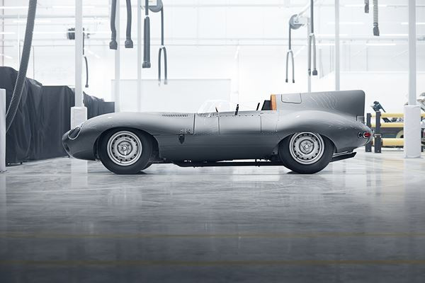 Dans les allées de l'édition 2019 du salon Rétromobile