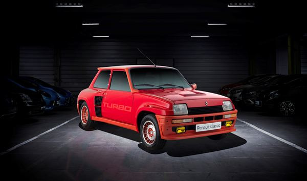 Dans les allées de l'édition 2019 du salon Rétromobile