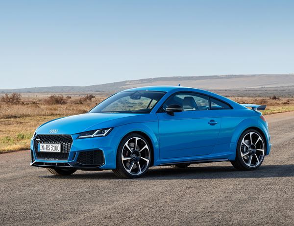 L'Audi TT RS Coupé arbore un look plus musclé