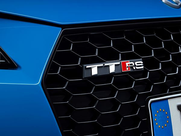 L'Audi TT RS Coupé arbore un look plus musclé