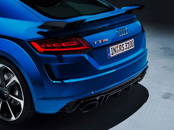 L'Audi TT RS Coupé arbore un look plus musclé