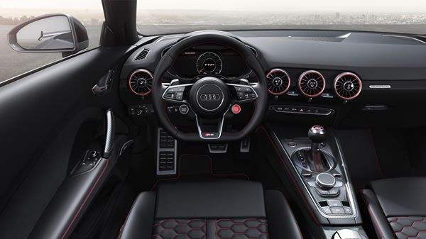L'Audi TT RS Roadster arbore un look plus dynamique