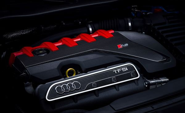 L'Audi TT RS Roadster arbore un look plus dynamique