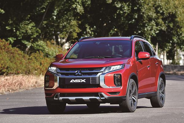 Le SUV compact Mitsubishi ASX s'offre un style extérieur impactant retravaillé