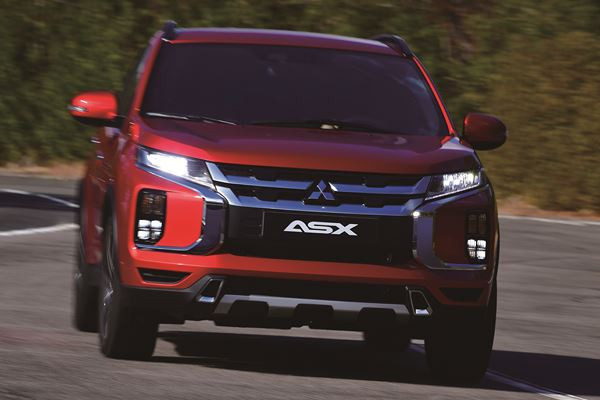 Le SUV compact Mitsubishi ASX s'offre un style extérieur impactant retravaillé