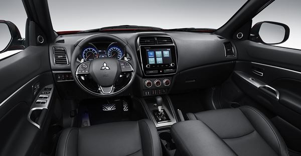 Le SUV compact Mitsubishi ASX s'offre un style extérieur impactant retravaillé