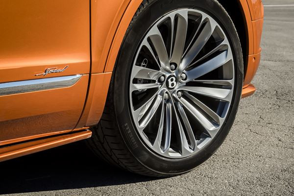 Le SUV Bentley Bentayga Speed embarque un moteur W12 6.0 litres de 635 ch