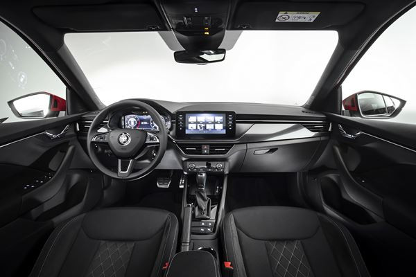 Le SUV Skoda Kamiq revendique la garde au sol d'un SUV et l'agilité d'une berline