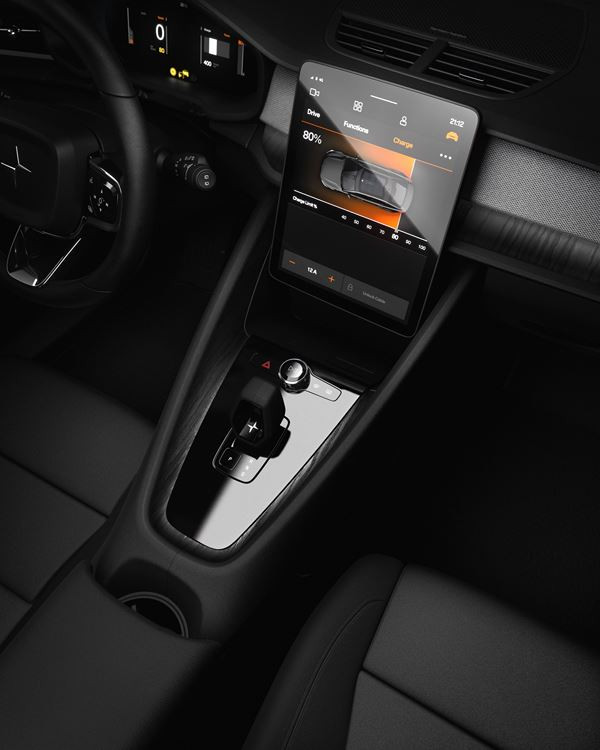 Polestar 2: une berline électrique à ligne de toit fuyante
