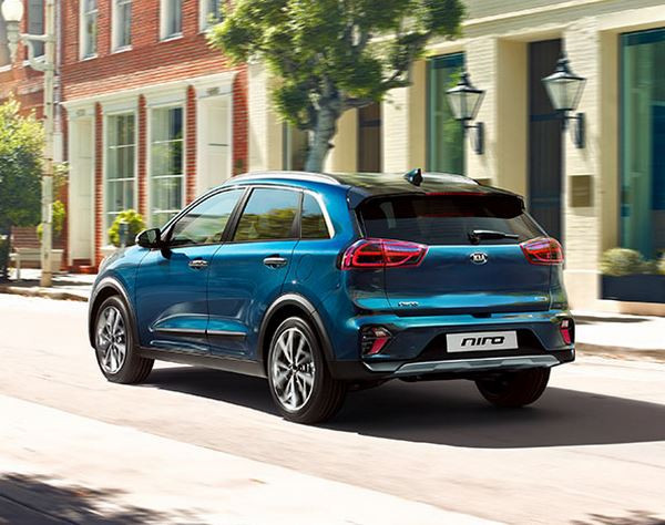 Le crossover Kia Niro hybride restylé s'offre un design extérieur repensé