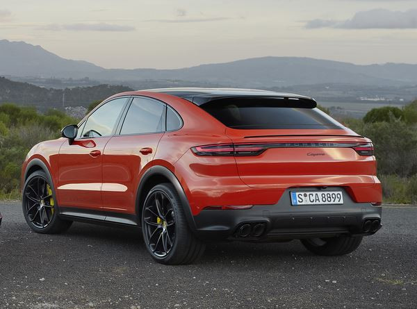 Le Porsche Cayenne Coupé adopte une ligne de toit plongeante