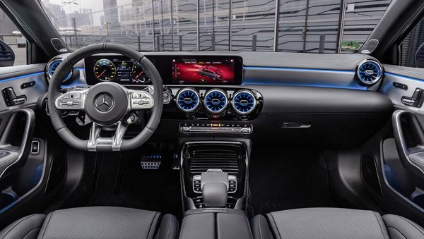 La Mercedes-AMG A 35 4Matic Berline délivre une puissance de 306 ch