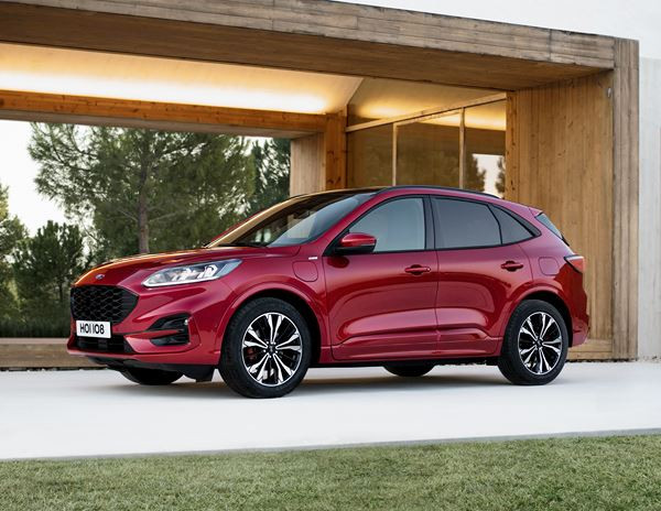 La troisième génération du Ford Kuga se décline en hybride