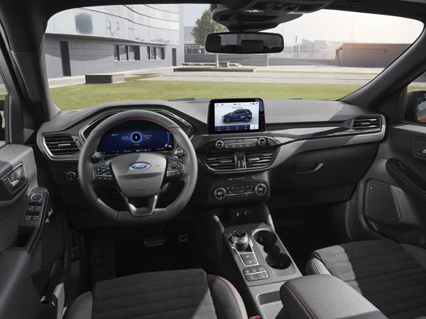 La troisième génération du Ford Kuga se décline en hybride