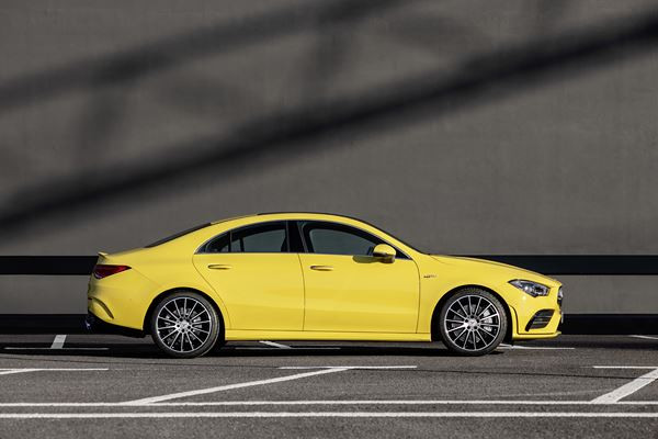 La Mercedes-AMG CLA 35 4Matic embarque un moteur turbo 4 cylindres de 306 ch
