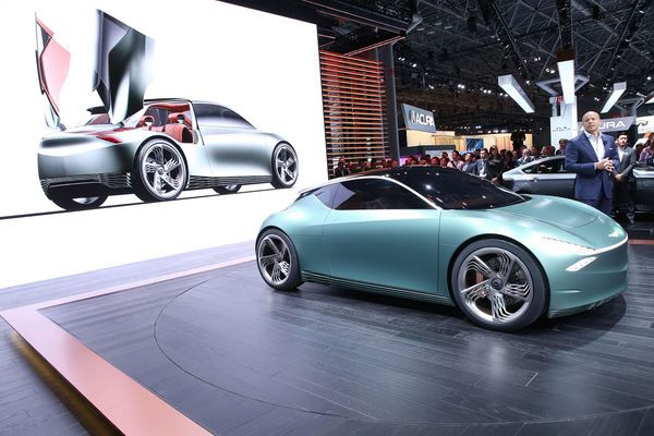 L'édition 2019 du salon de l’automobile de New York ouvre ses portes au public