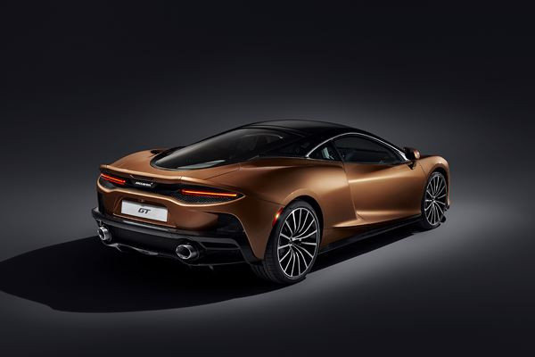 McLaren GT : une Grand Tourisme légère aux performances dignes d’une supercar
