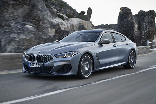 La BMW Série 8 Gran Coupé affiche une silhouette affirmée