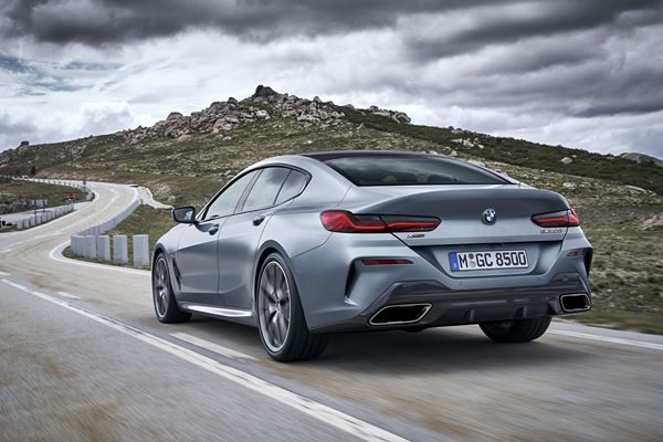 La BMW Série 8 Gran Coupé affiche une silhouette affirmée