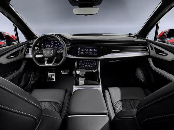 L'Audi Q7 revisitée affiche une personnalité marquée et statutaire