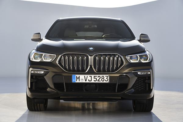 La BMW X6 de troisième génération bénéficie de proportions athlétiques