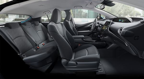 La Toyota Prius Hybride Rechargeable s'offre de très légères retouches