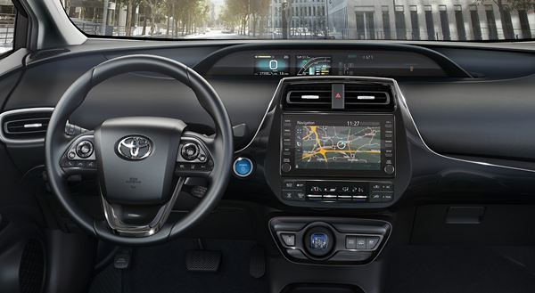 La Toyota Prius Hybride Rechargeable s'offre de très légères retouches
