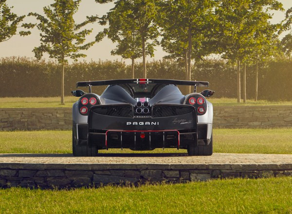 Le Pagani Huayra Roadster BC embarque un V12 de plus de 800 ch