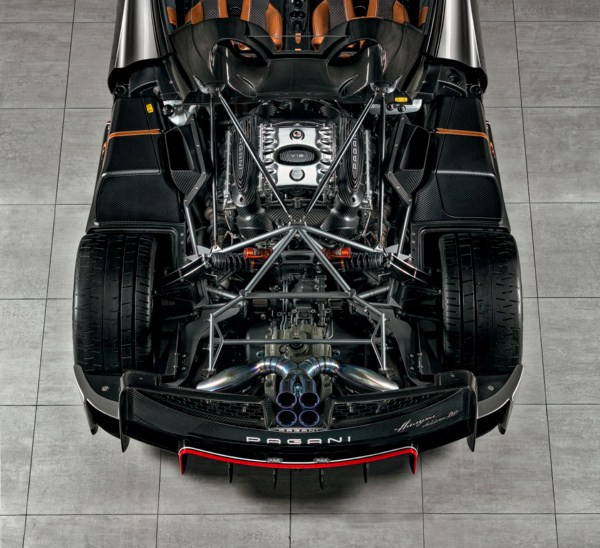 Le Pagani Huayra Roadster BC embarque un V12 de plus de 800 ch