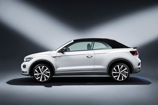 Le crossover compact Volkswagen T-Roc se décline en version décapotable