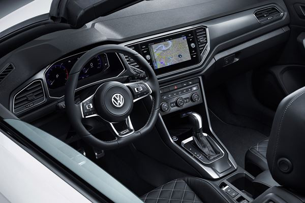 Le crossover compact Volkswagen T-Roc se décline en version décapotable