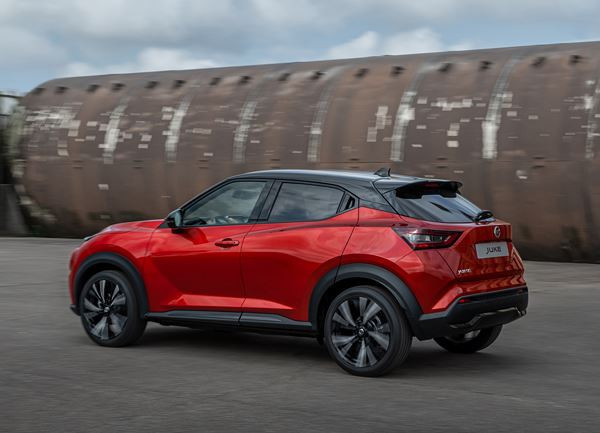 Le crossover urbain Nissan Juke adopte un design athlétique