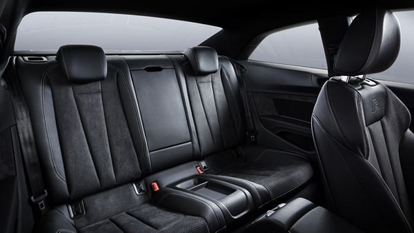 L’Audi A5 Coupé présente un look sportif plus marqué