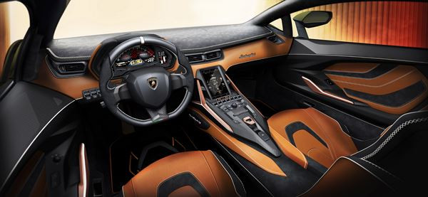 La supercar Lamborghini Sian V12 hybride débite une puissance cumulée de 819 ch