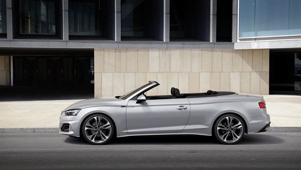 L’Audi A5 Cabriolet affiche un look sportif plus marqué