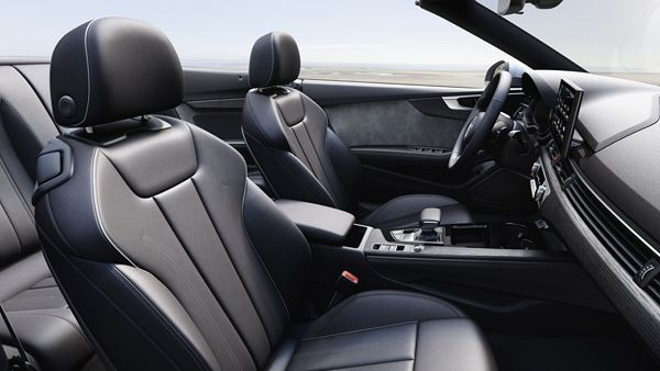 L’Audi A5 Cabriolet affiche un look sportif plus marqué