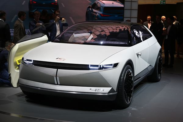 La 68ème édition du salon de l'automobile de Francfort ouvre ses portes