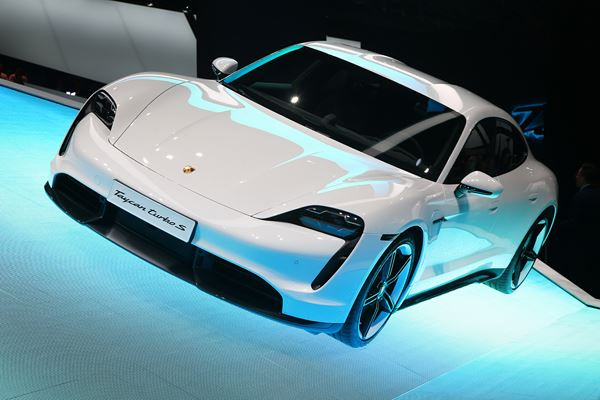 La 68ème édition du salon de l'automobile de Francfort ouvre ses portes