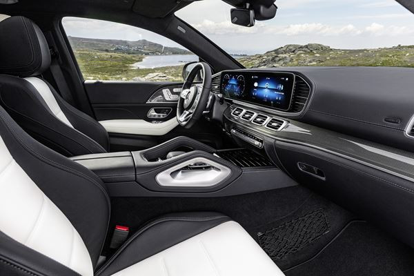 Le Mercedes GLE Coupé affiche des proportions musclées