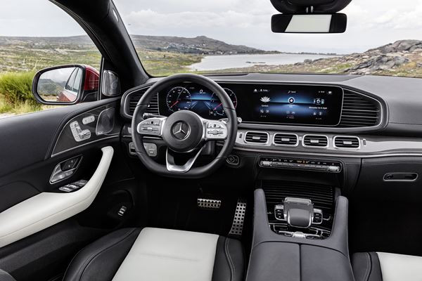 Le Mercedes GLE Coupé affiche des proportions musclées