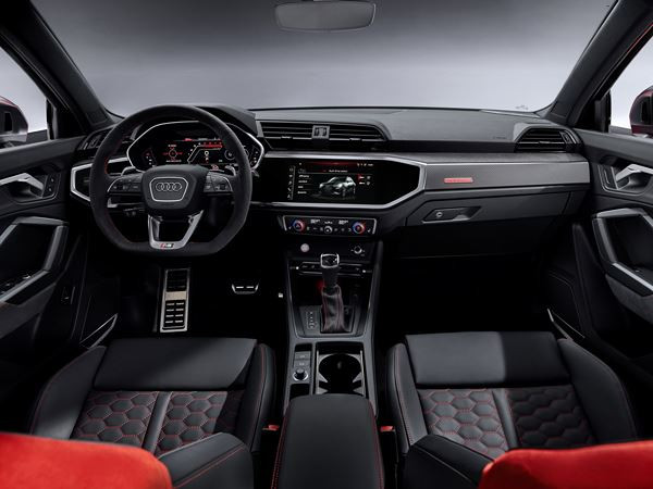 L'Audi RS Q3 embarque un moteur 2.5 TFSI cinq cylindres de 400 ch