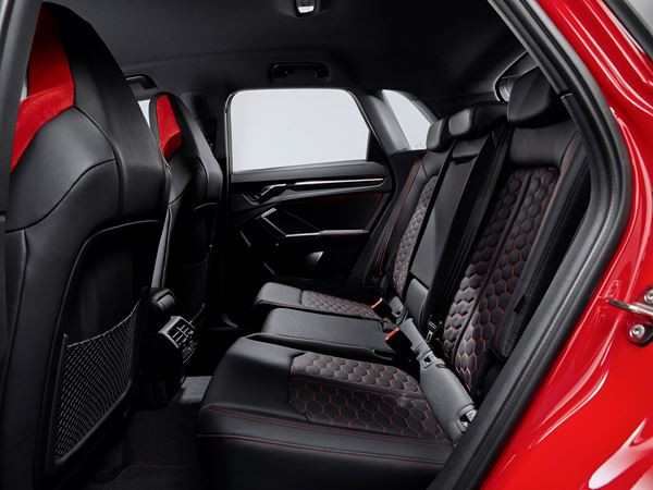 L'Audi RS Q3 embarque un moteur 2.5 TFSI cinq cylindres de 400 ch