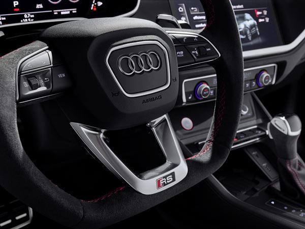 L'Audi RS Q3 embarque un moteur 2.5 TFSI cinq cylindres de 400 ch