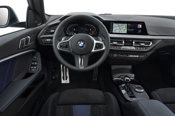 Le coupé quatre portes BMW Série 2 Gran Coupé affiche des lignes sportives