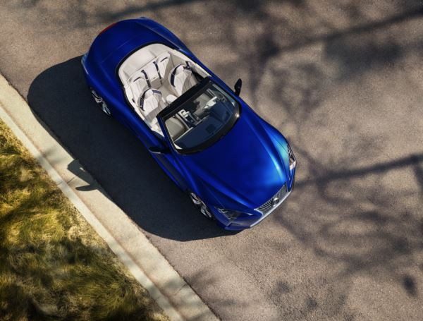 Le coupé porte-drapeau Lexus LC se décline en version cabriolet décapotable