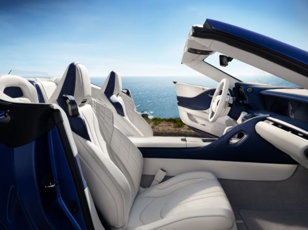 Le coupé porte-drapeau Lexus LC se décline en version cabriolet décapotable